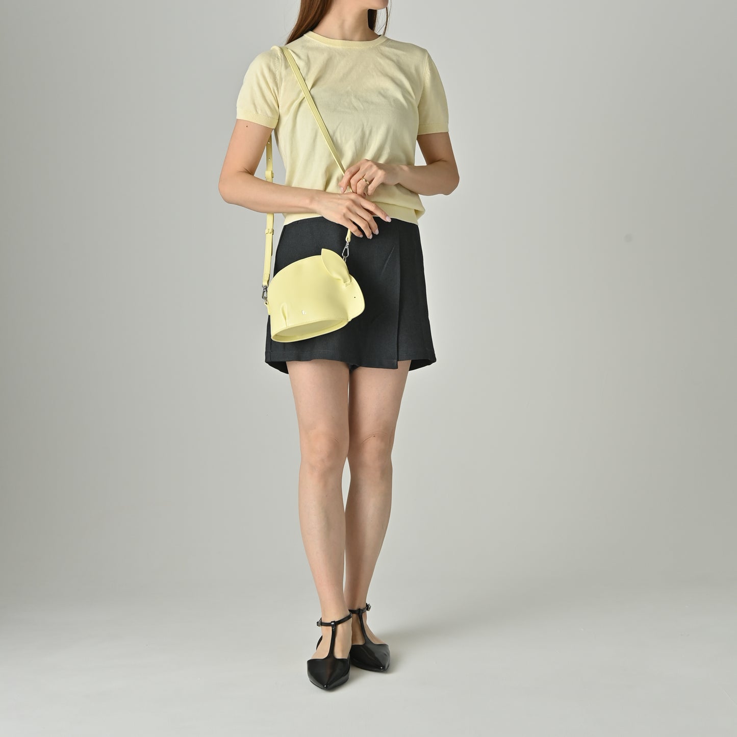 Usagi leather pouch shoulder bag